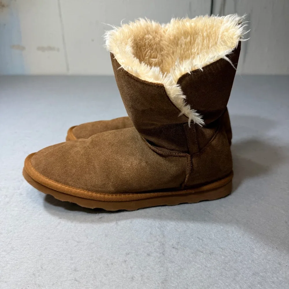 Time and Tru Women's Brown Faux‎ Suede Sherpa Lined Winter Boots Size 9